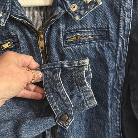 Vintage Blue Denim Jacket - Picture 5 of 9